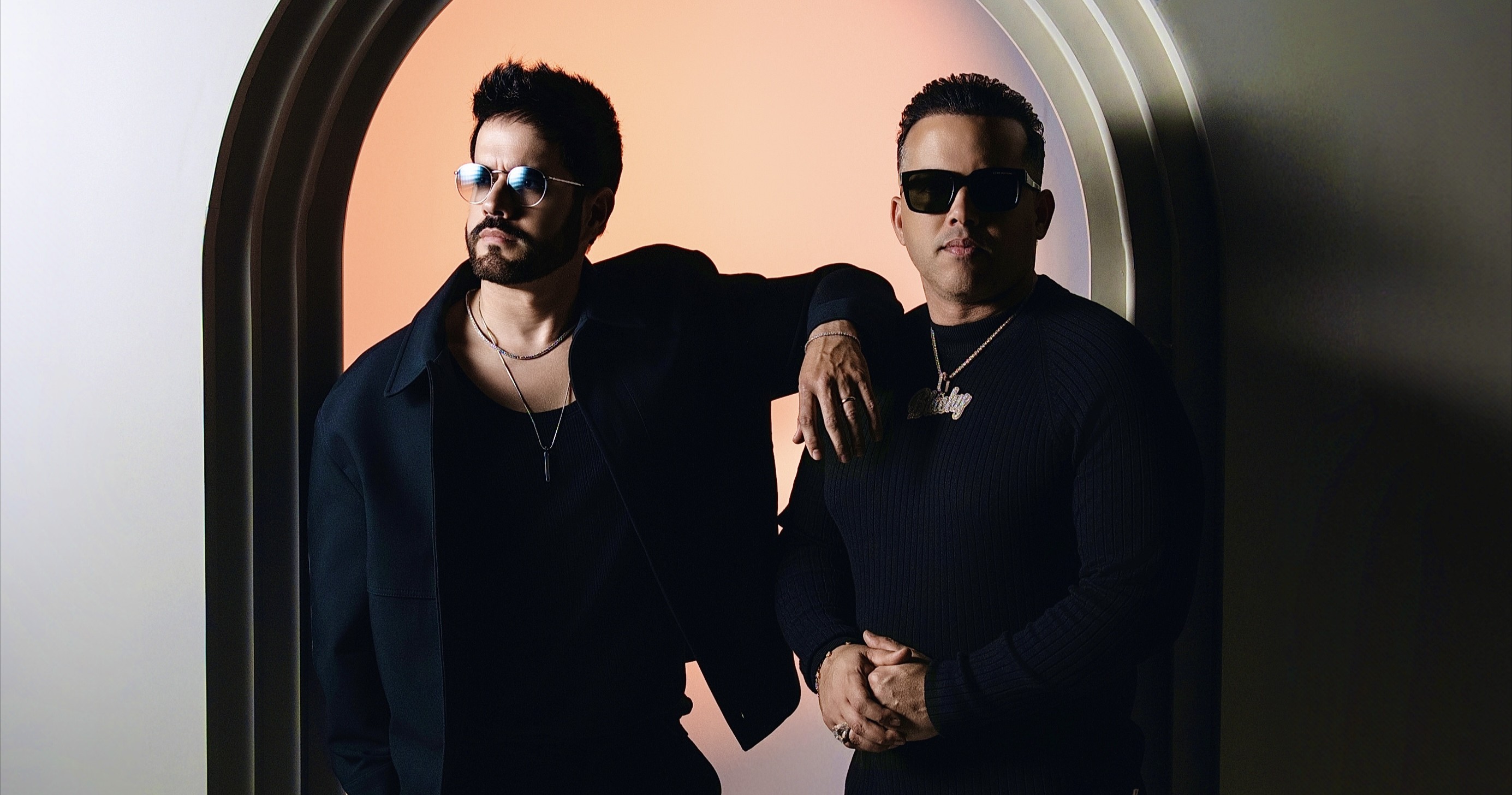Manny Cruz y El Blachy unen dos mundos en “Pa’ Perderte”